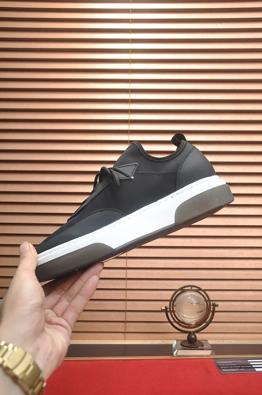 Men's shoes 💰580💶【PRADA】Top original, new season, high quality original goods, top imported calfskin with original imported glue, imported cowhide inside with original cowhide feet, original outsole! Quality guaranteed! Code 38-45 (45 customized)